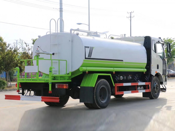 國六15方解放灑水(shuǐ)車(chē)